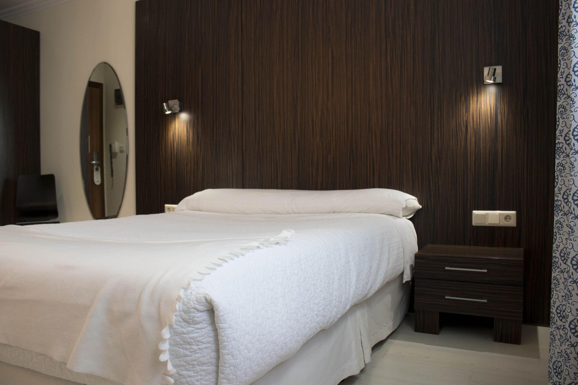 Hotel Mr Costa Blanca Denia Bagian luar foto