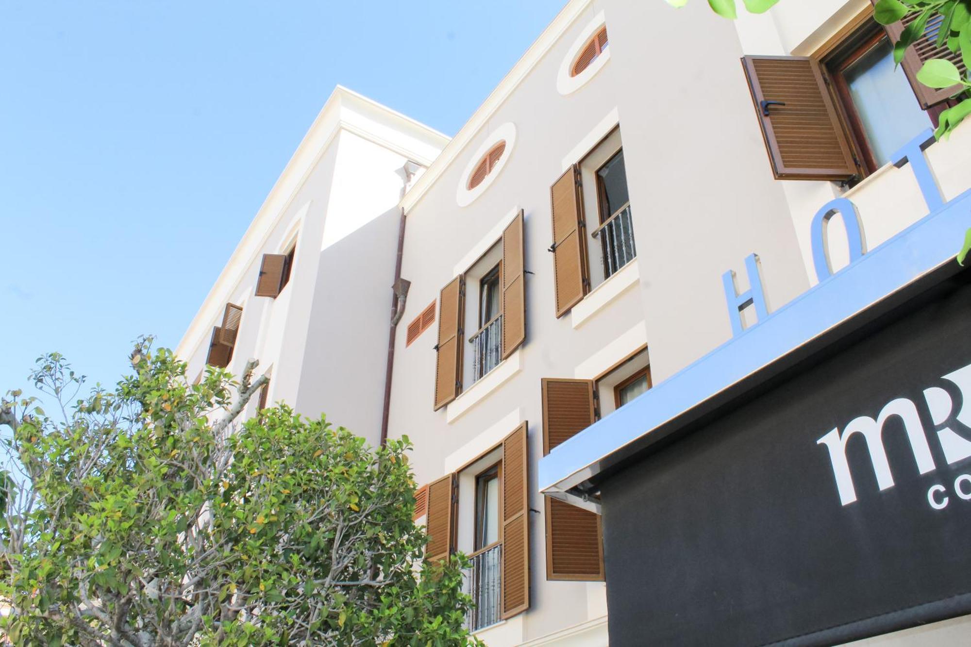 Hotel Mr Costa Blanca Denia Bagian luar foto