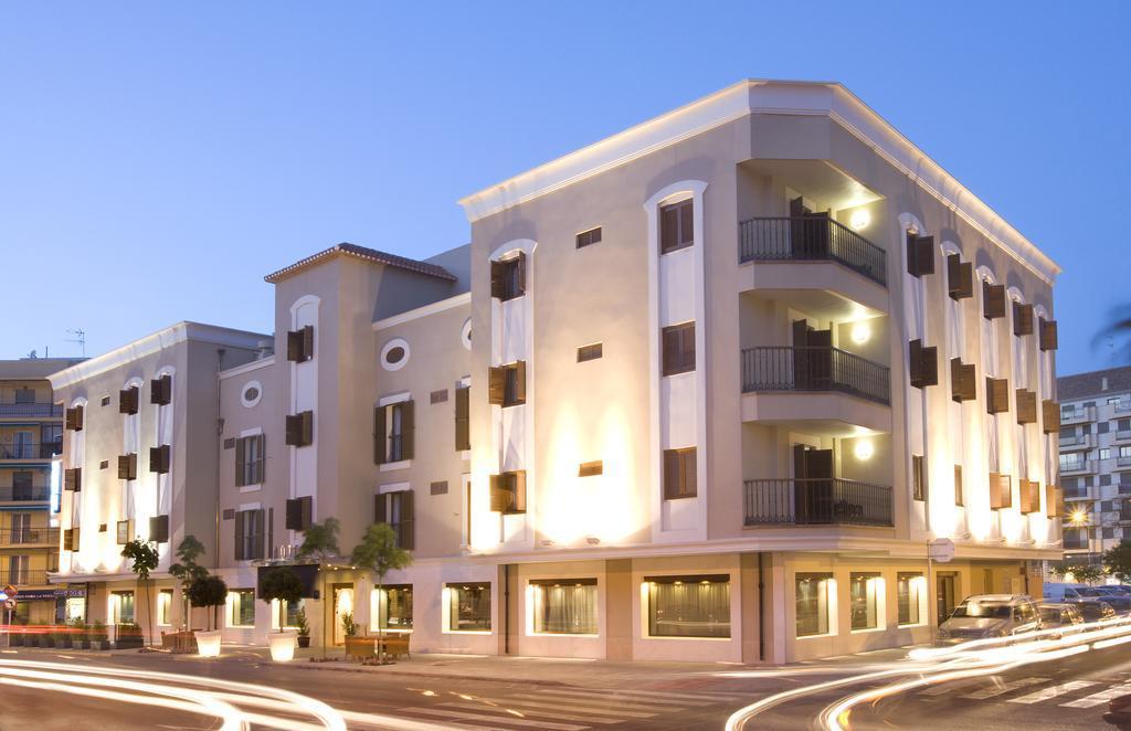 Hotel Mr Costa Blanca Denia Bagian luar foto