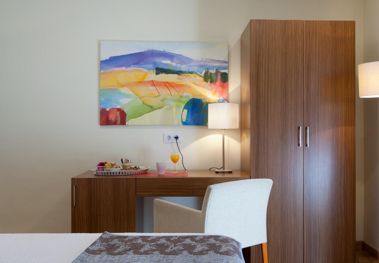 Hotel Mr Costa Blanca Denia Bagian luar foto