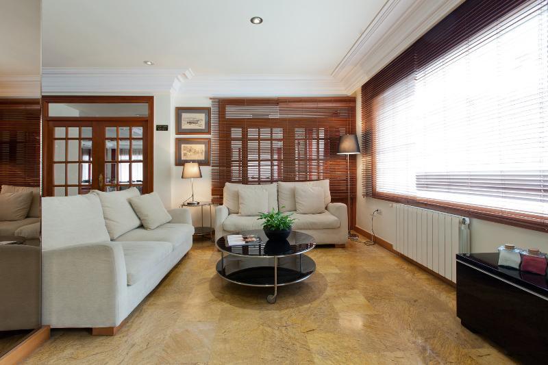 Hotel Mr Costa Blanca Denia Bagian luar foto