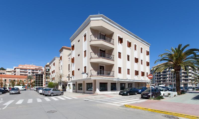 Hotel Mr Costa Blanca Denia Bagian luar foto